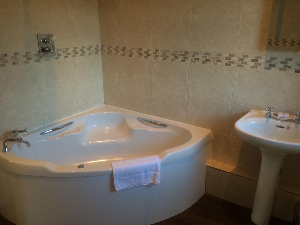 Limes Hotel Needham Market Room photo