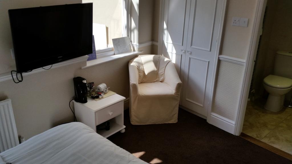 Limes Hotel Needham Market Room photo